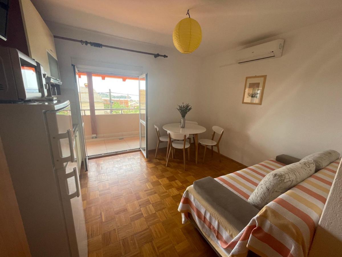 Apartments Iva Пакоштане Экстерьер фото