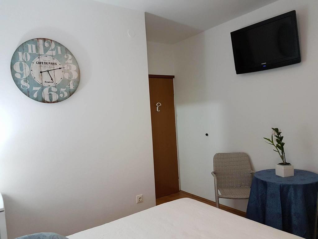 Apartments Iva Пакоштане Экстерьер фото