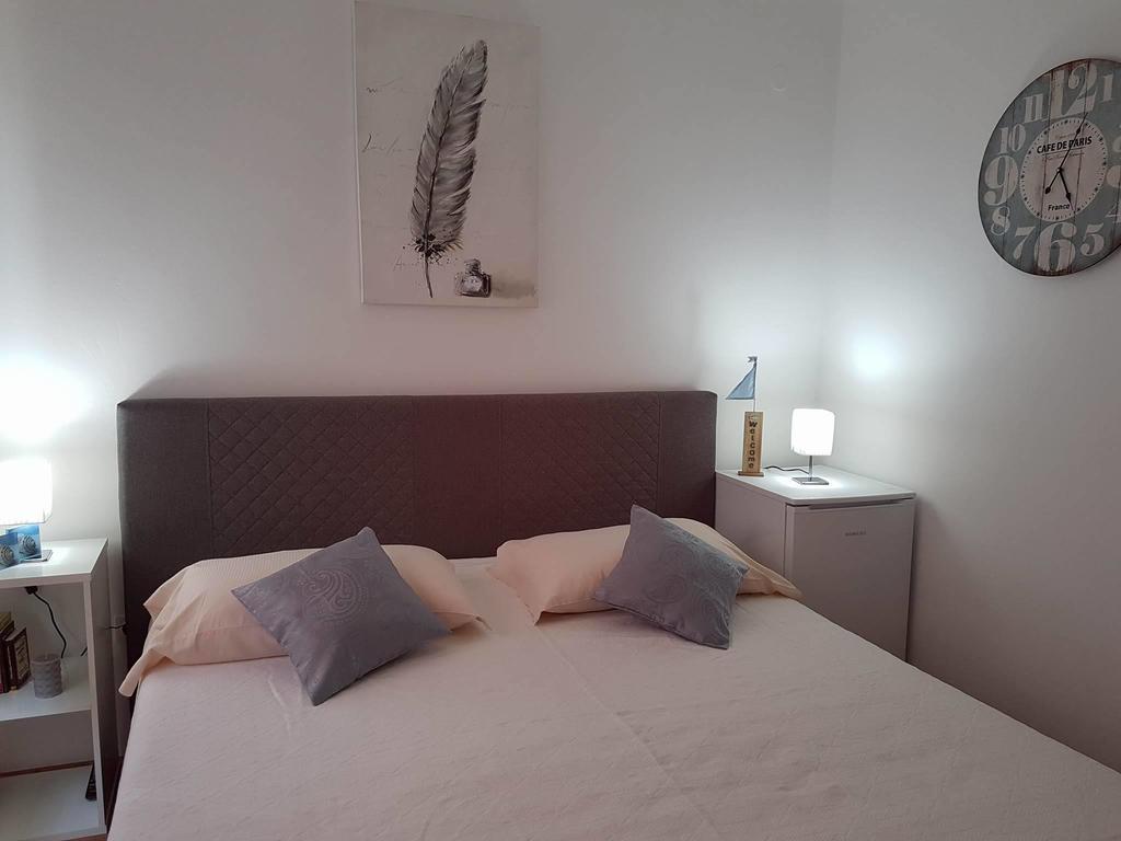 Apartments Iva Пакоштане Экстерьер фото